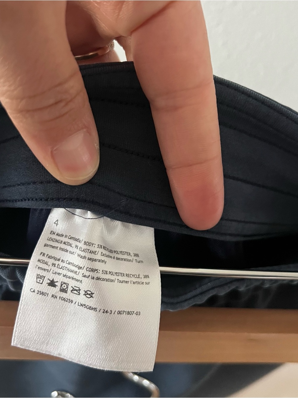 LULULEMON | Softstreme High Rise Pant in True Navy | 4 - Picture 4 of 5